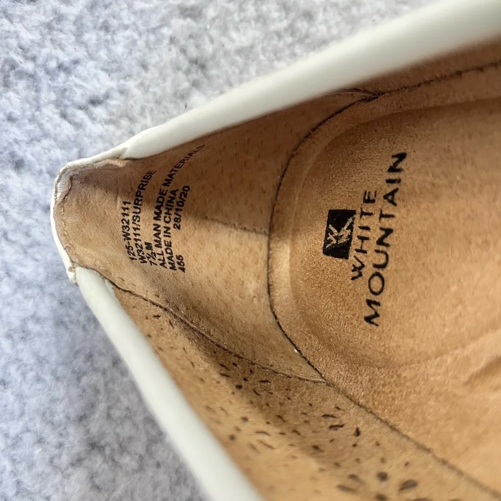 Women's White Mountain Off White Surprise Ballet Flat Shoes Size 7.5 M - Picture 8 of 10